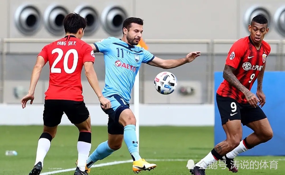  威尼斯后防集体梦游，连续失误葬送领先优势痛失好局